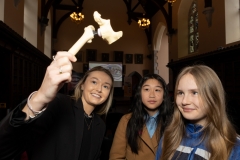 DKANE 27th Feb 2024
REPRO FREE
Ava Hooper, Manufacturing Process specialist Johnson & Johnson, Jenny Kong Siew and Milena Tancula, North Presentation Primary School looking at a fake hip at the IWISH UCC campus day. 
 I Wish campus days provide opportunities through interactive and immersive experiences to encourage engage and empower girls to pursue STEM.
Photo Darragh Kane